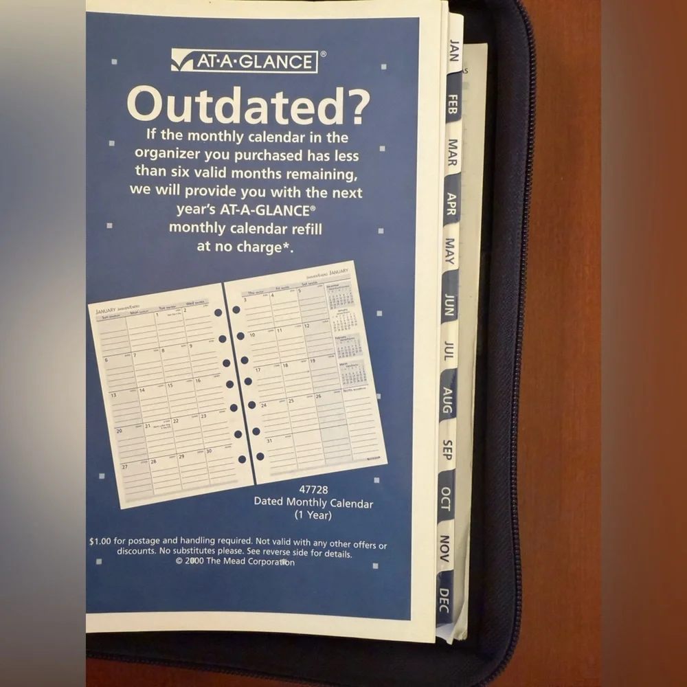 Vintage At a Glance Binder